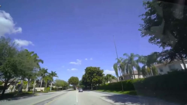 AI-佟丽娅-在行驶中的网约车上跟陌生人做爱_